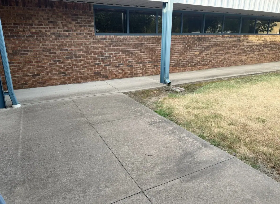 Before cleaning — A brighter welcome for a business, Morford’s Pressure Washing
